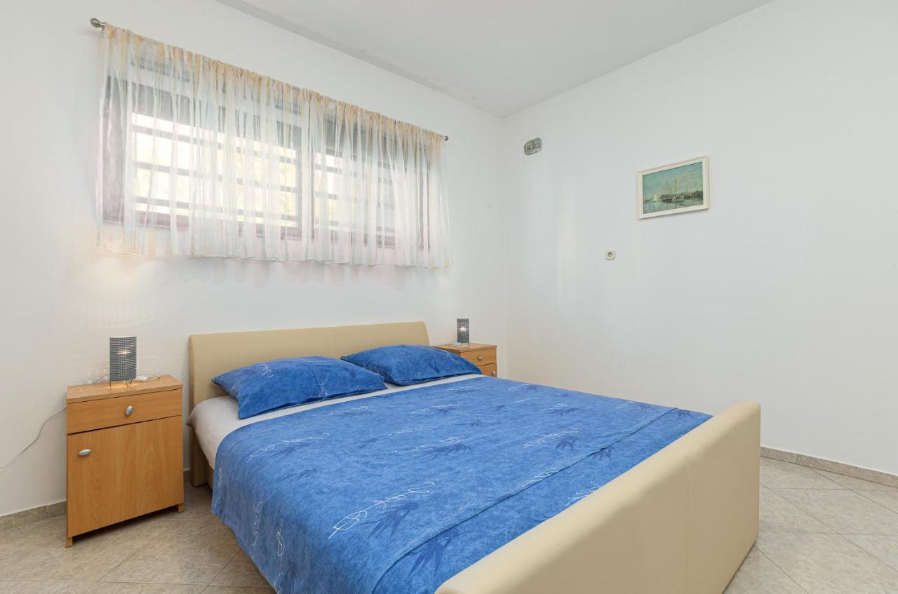 Ferienwohnung Dvi Ulike Labinci Exterior foto