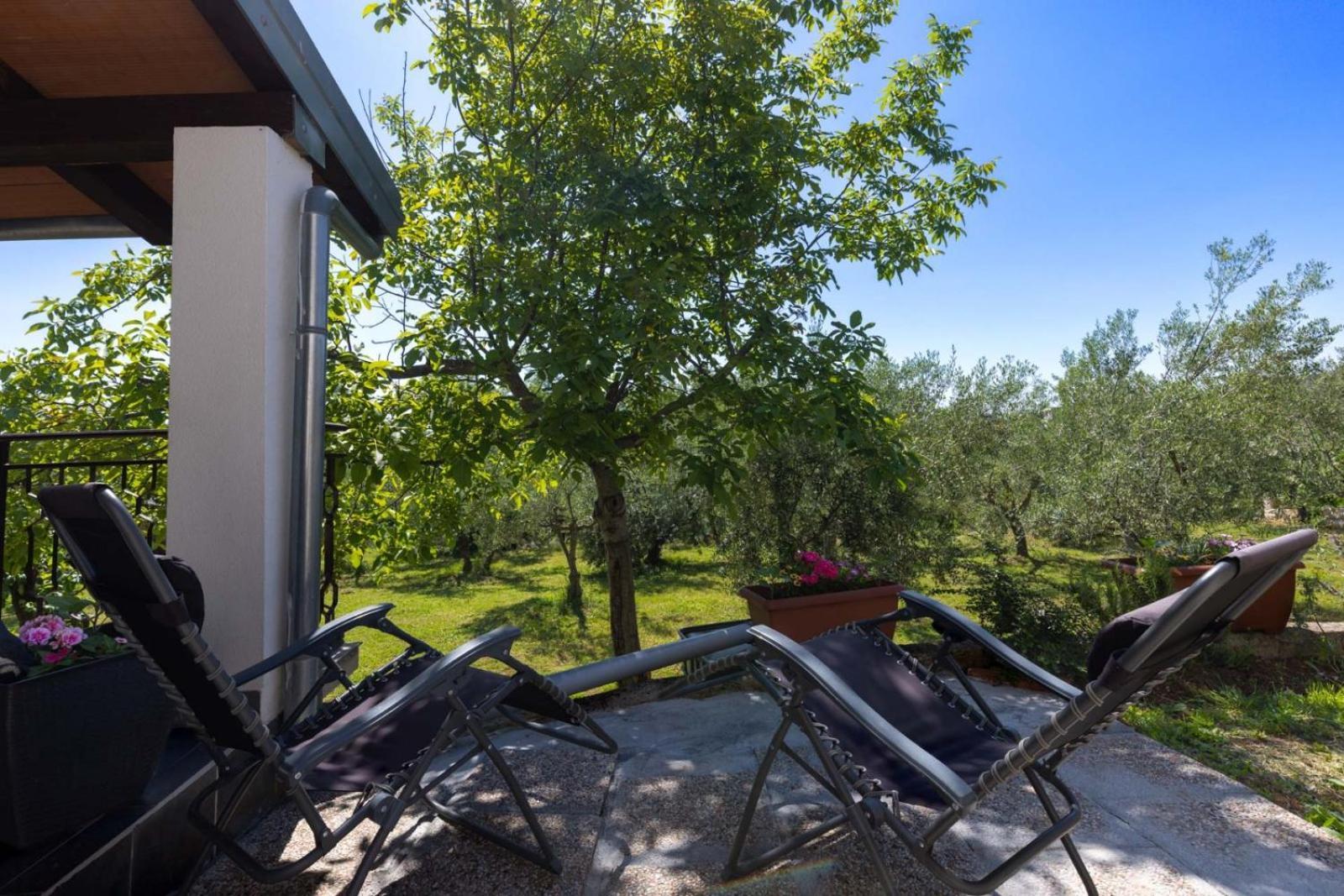 Ferienwohnung Dvi Ulike Labinci Exterior foto
